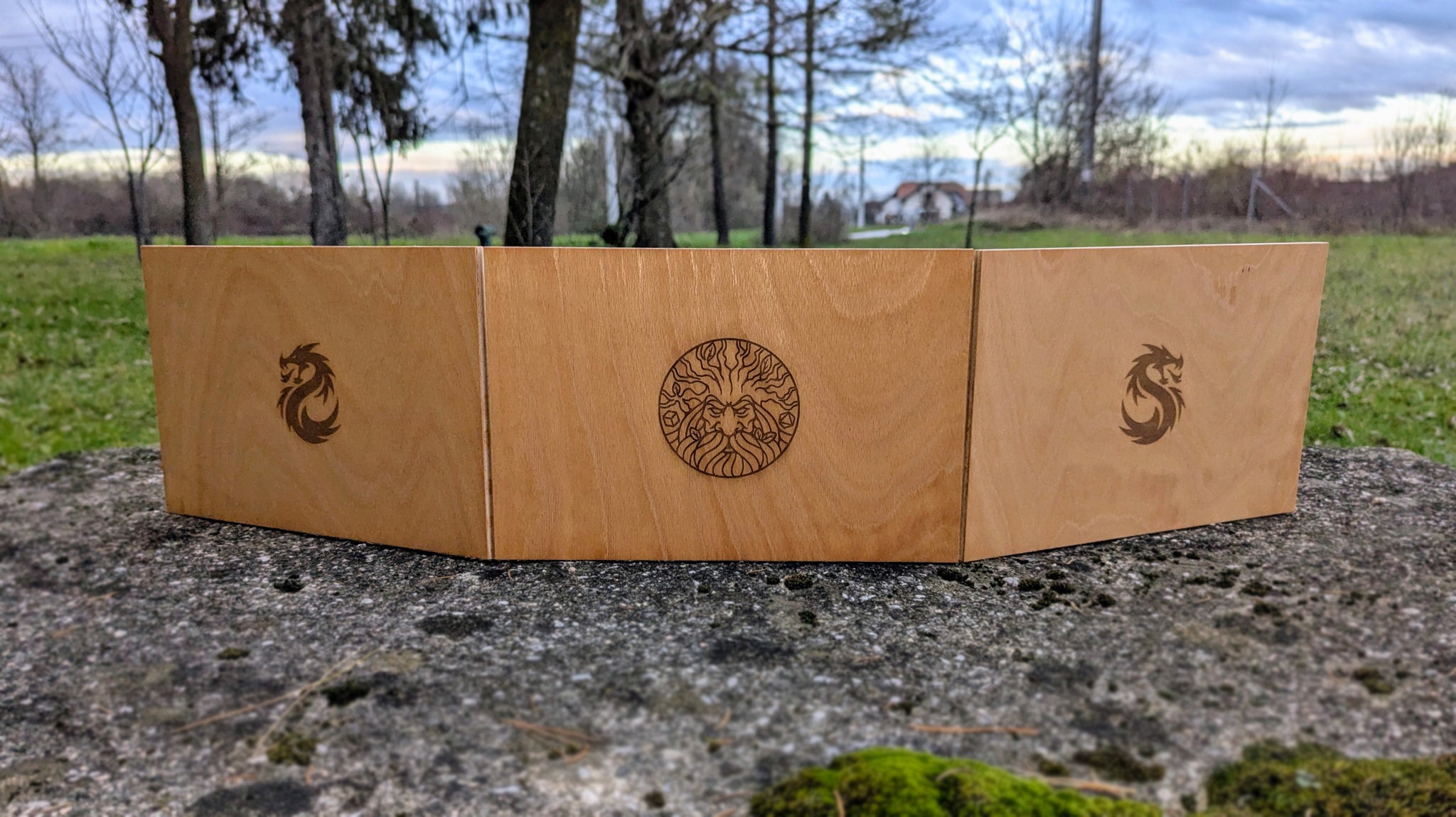 Custom Wooden Dungeon Master's Screen - Regular